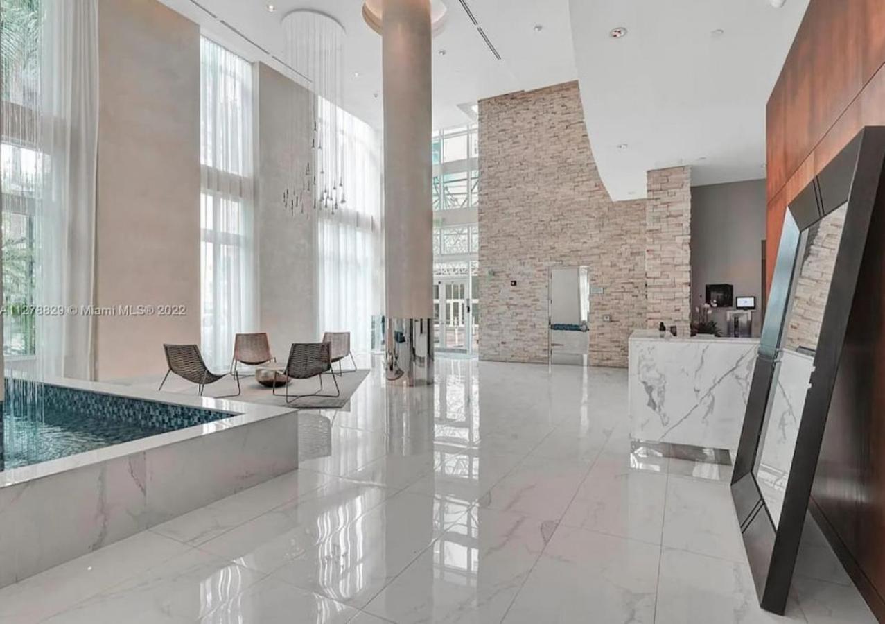 Villa Modern 2 Story Loft 2Br With Breathtaking Views à Miami Extérieur photo