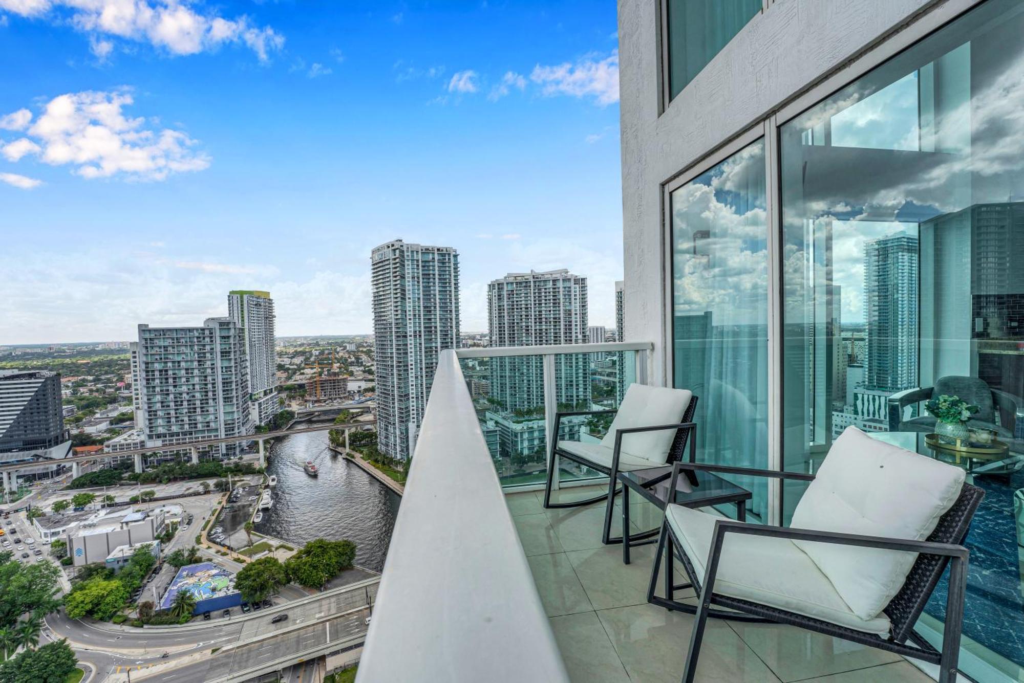 Villa Modern 2 Story Loft 2Br With Breathtaking Views à Miami Extérieur photo