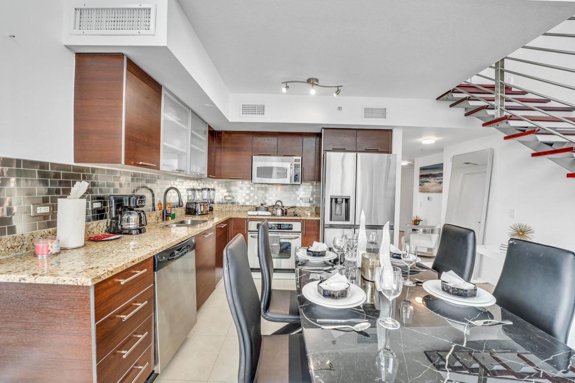Villa Modern 2 Story Loft 2Br With Breathtaking Views à Miami Extérieur photo